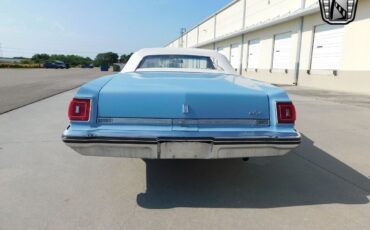 Oldsmobile-Eighty-Eight-1975-Blue-Parchment-151130-4