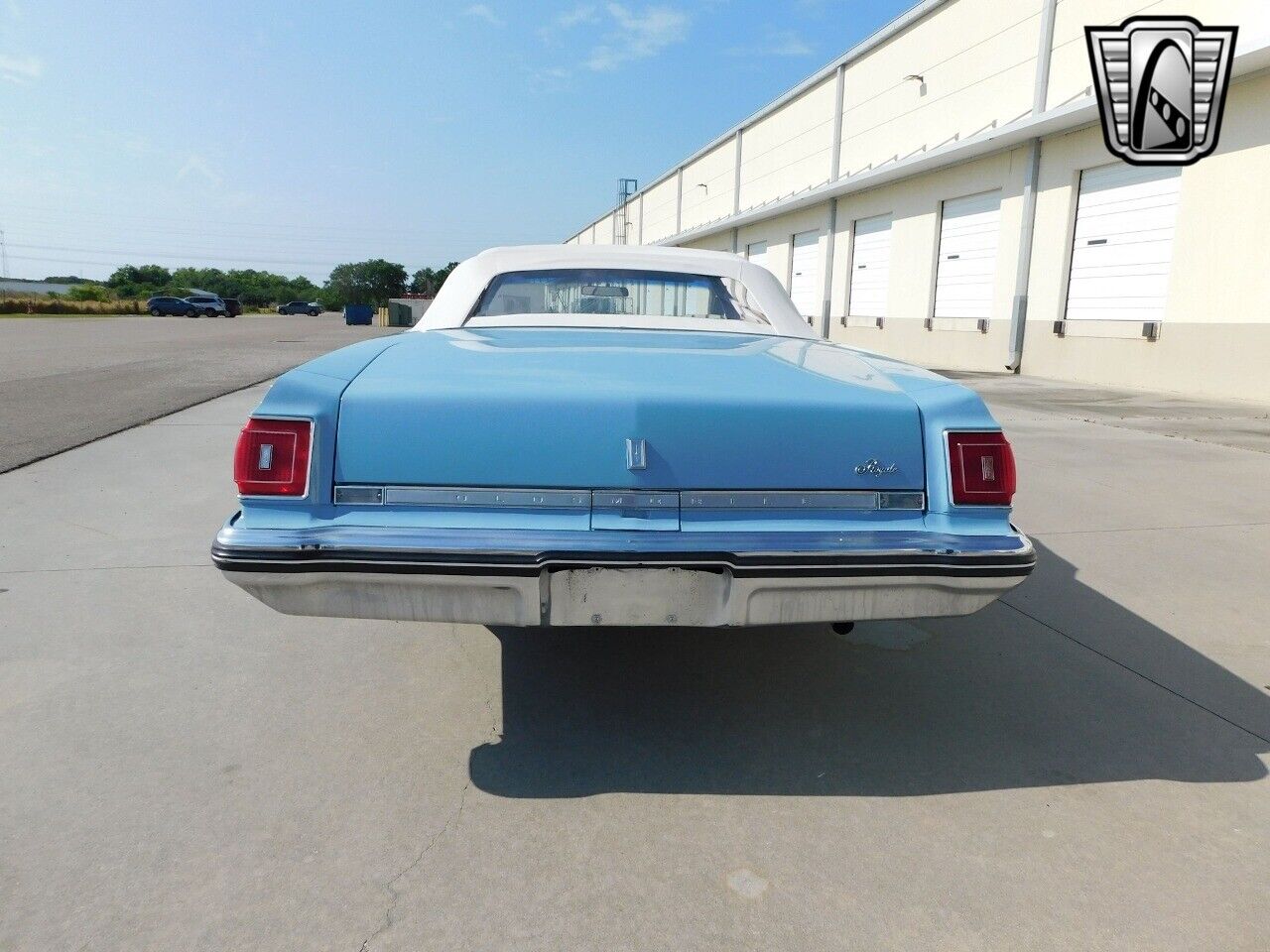 Oldsmobile-Eighty-Eight-1975-Blue-Parchment-151130-4