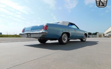 Oldsmobile-Eighty-Eight-1975-Blue-Parchment-151130-8