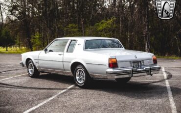 Oldsmobile-Eighty-Eight-1984-Gray-Blue-77060-4