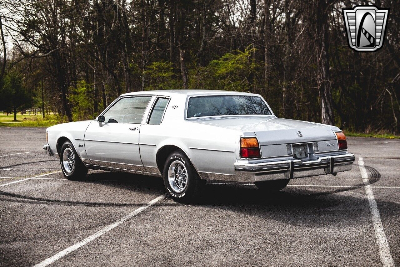 Oldsmobile-Eighty-Eight-1984-Gray-Blue-77060-4