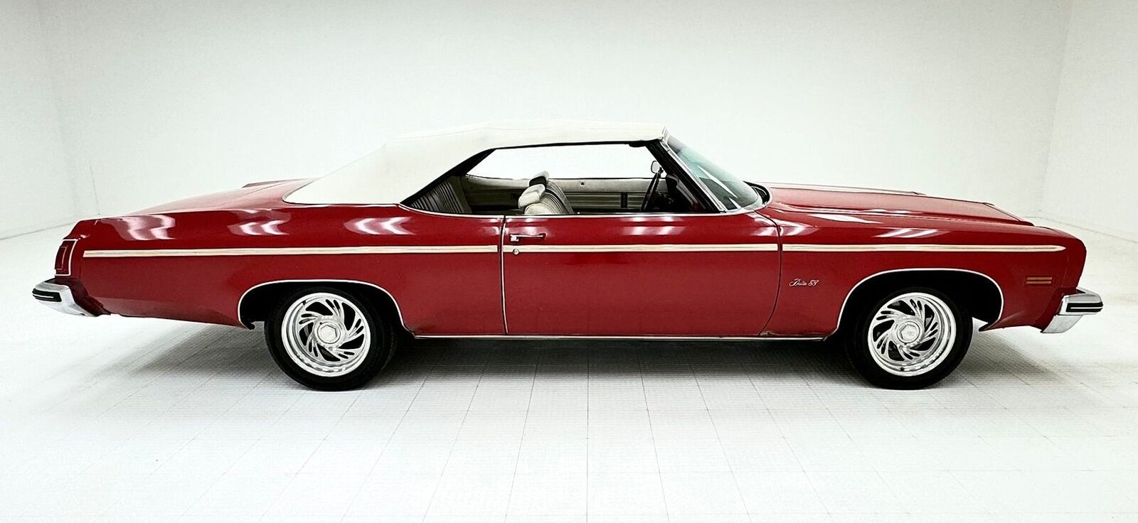 Oldsmobile-Eighty-Eight-Cabriolet-1975-Red-White-130518-8