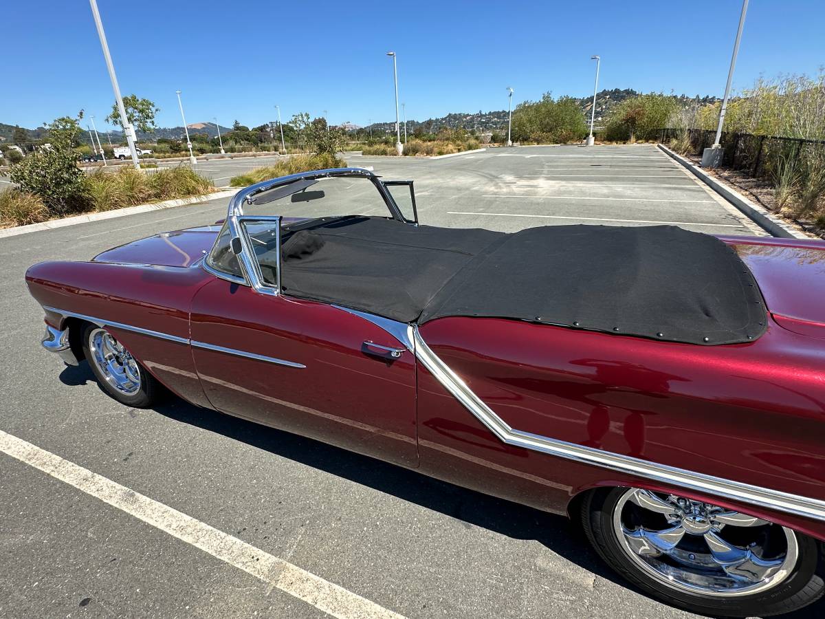 Oldsmobile-Golden-rocket-88-convertible-1957-113962-17