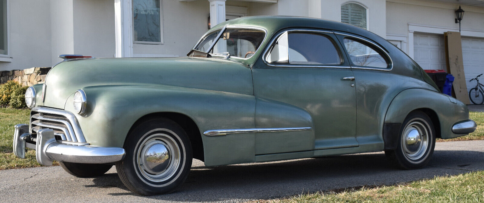 Oldsmobile-Other-Berline-1946-5