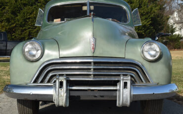 Oldsmobile-Other-Berline-1946-9