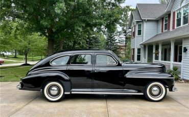 Oldsmobile-Series-76-1941-Black-Tan-57563-10