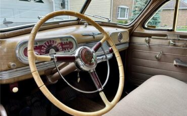 Oldsmobile-Series-76-1941-Black-Tan-57563-12