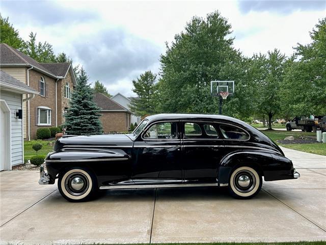 Oldsmobile-Series-76-1941-Black-Tan-57563-5