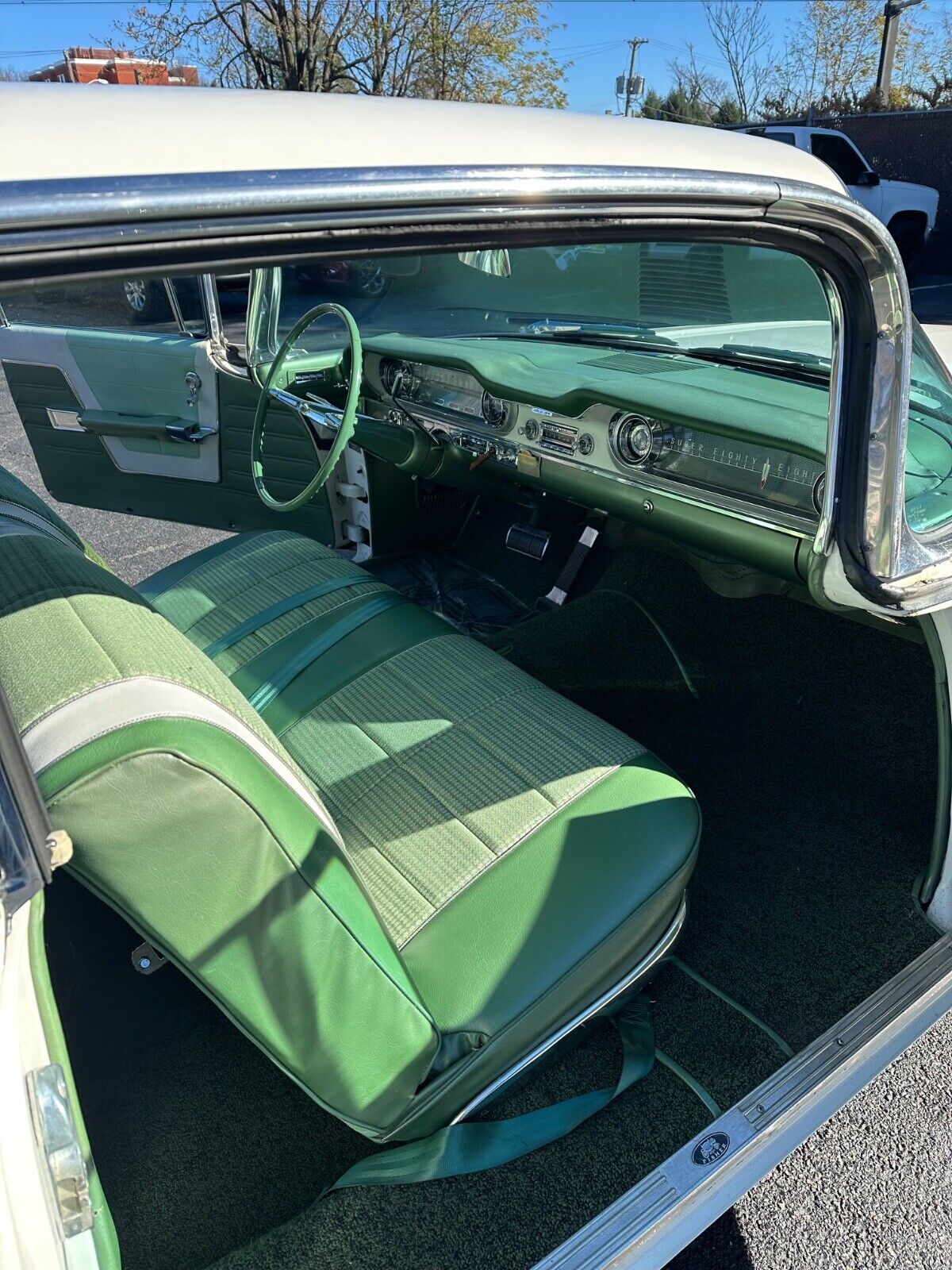 Oldsmobile-Super-88-Coupe-1960-White-9978-13