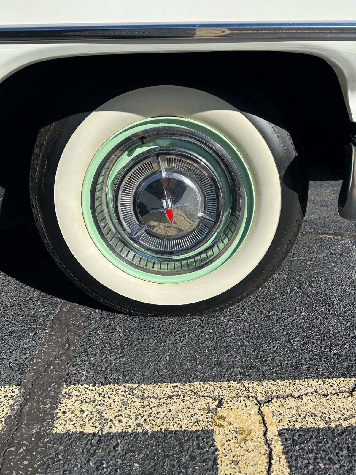 Oldsmobile-Super-88-Coupe-1960-White-9978-32