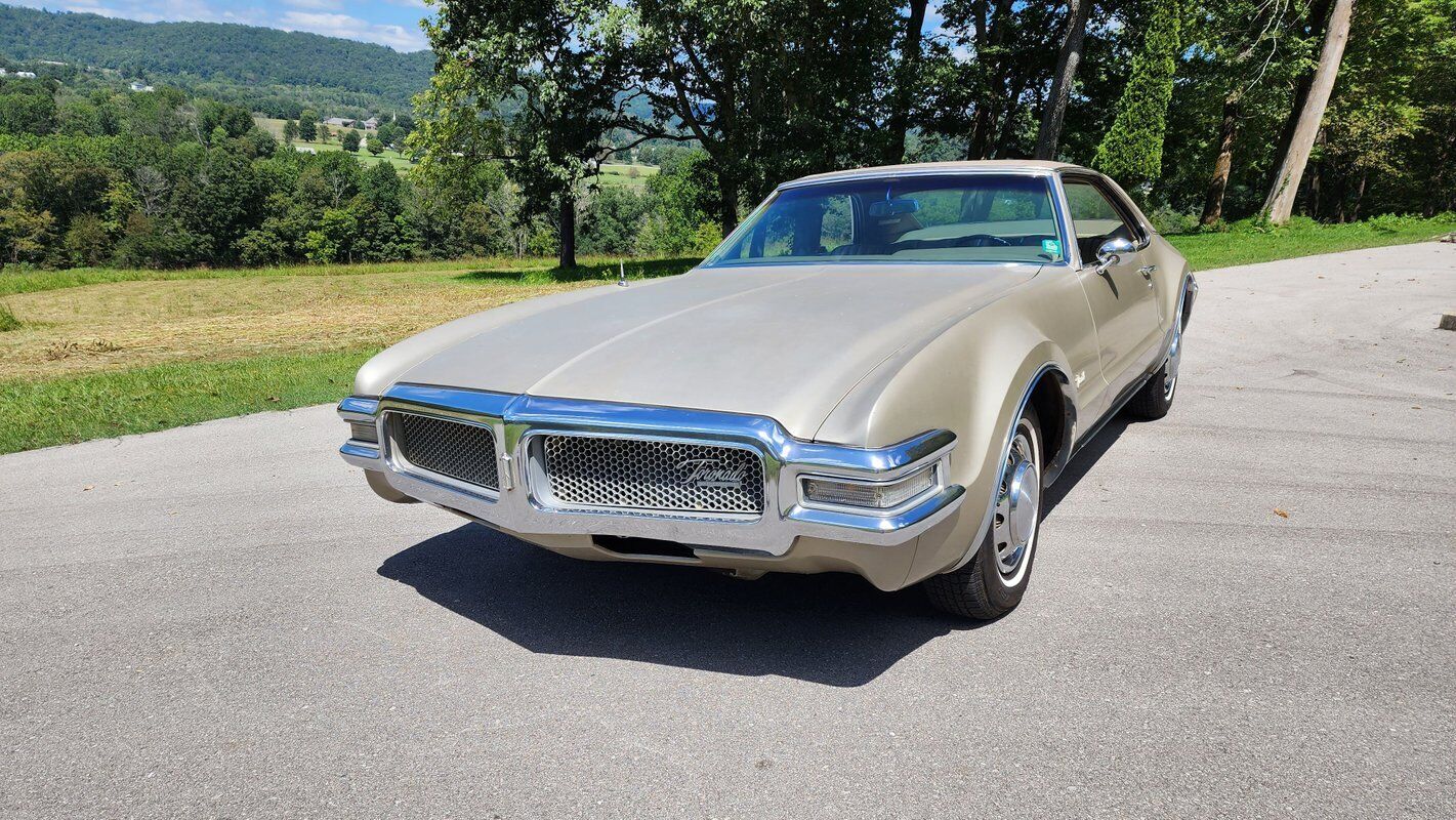 Oldsmobile-Toronado-Awesome-Survivor-1968-3