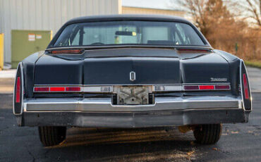 Oldsmobile-Toronado-Coupe-1978-6