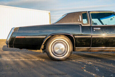 Oldsmobile-Toronado-Coupe-1978-9