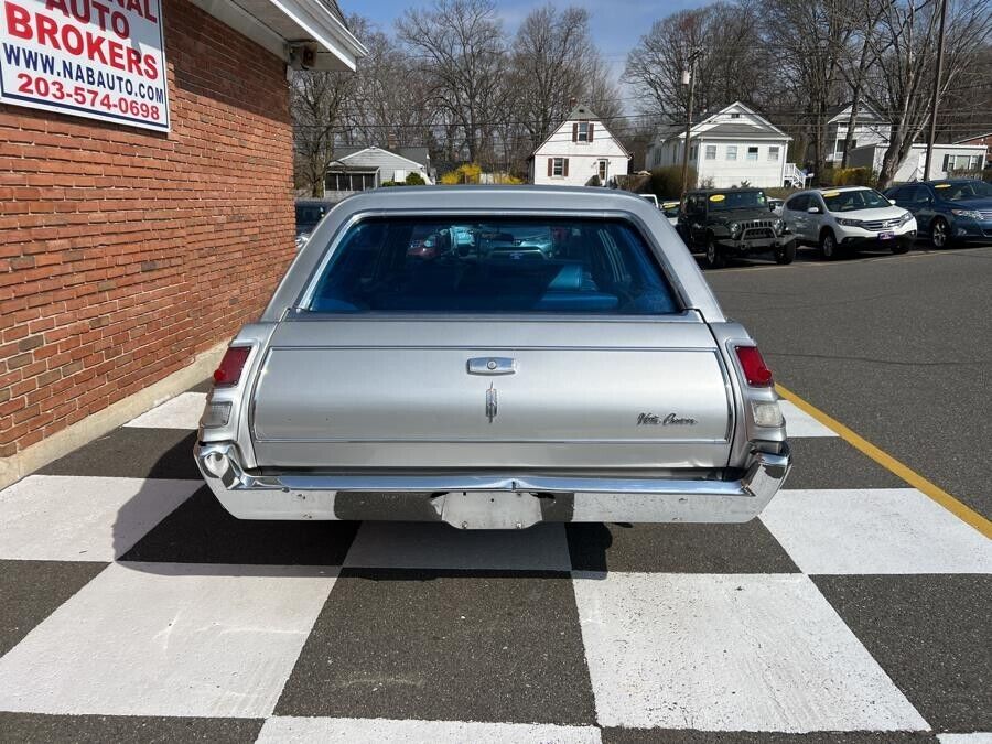 Oldsmobile-Vista-Cruiser-Break-1968-3