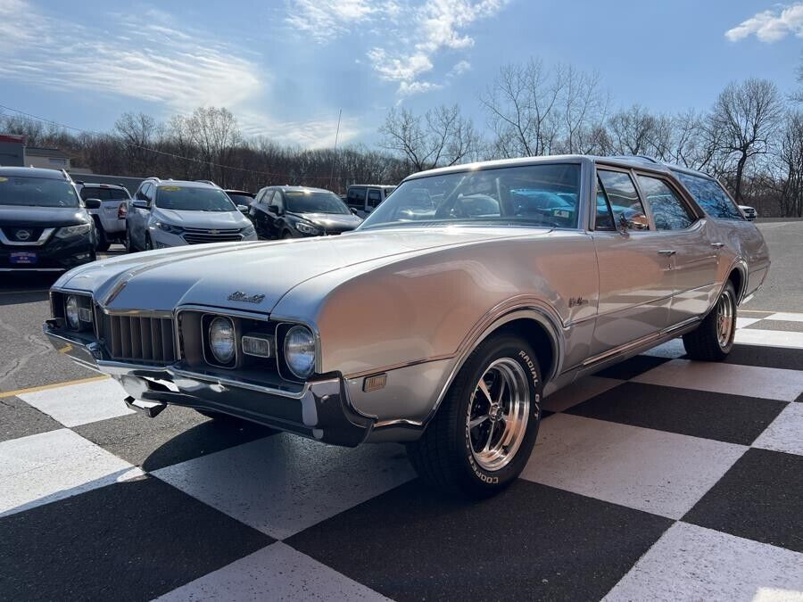 Oldsmobile-Vista-Cruiser-Break-1968-8