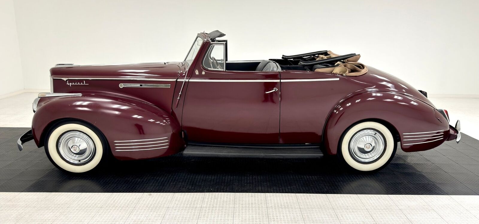 Packard-120-Series-1901-Cabriolet-1941-3