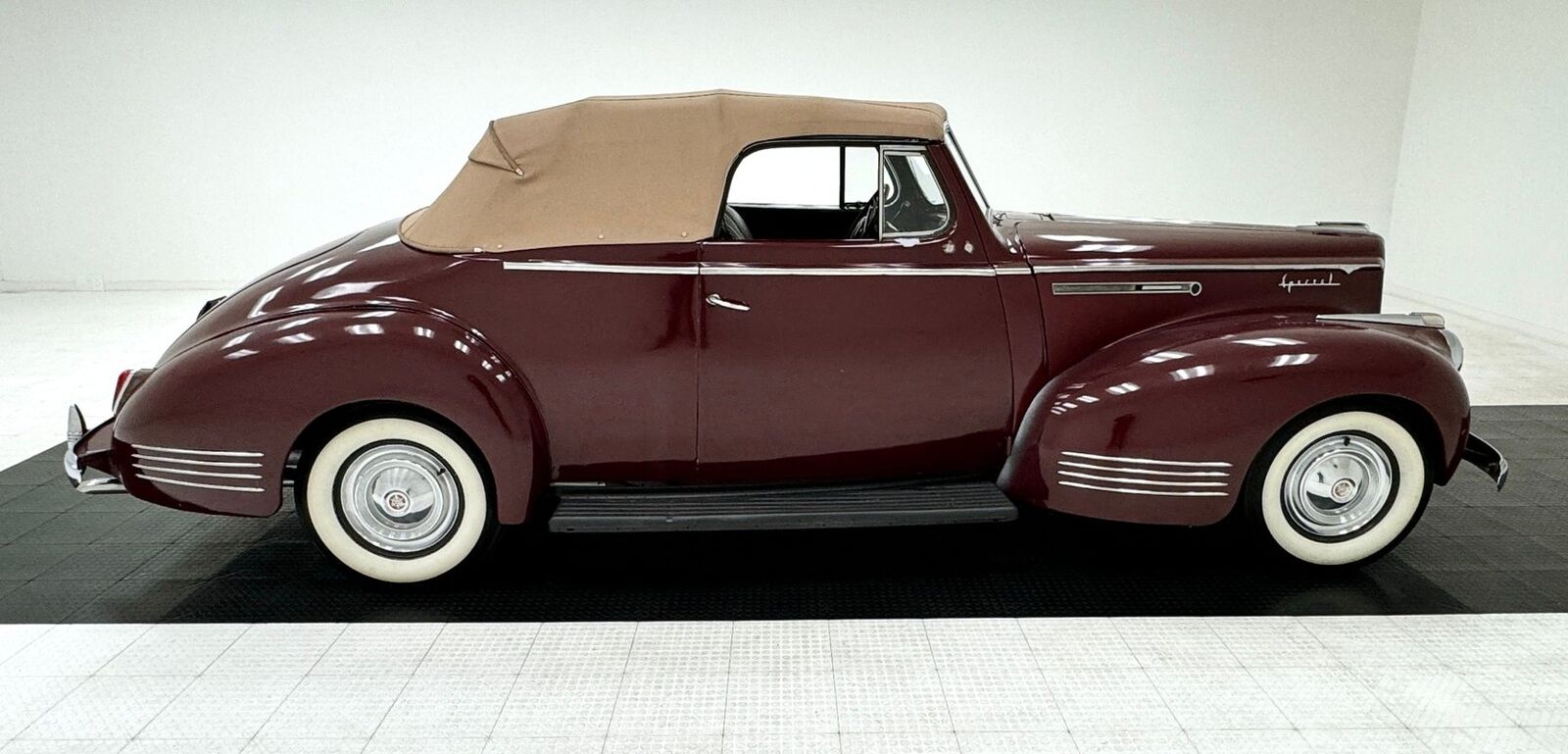 Packard-120-Series-1901-Cabriolet-1941-8