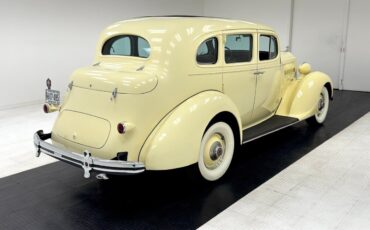 Packard-120-Series-Berline-1936-Packard-Cream-Tan-67092-4