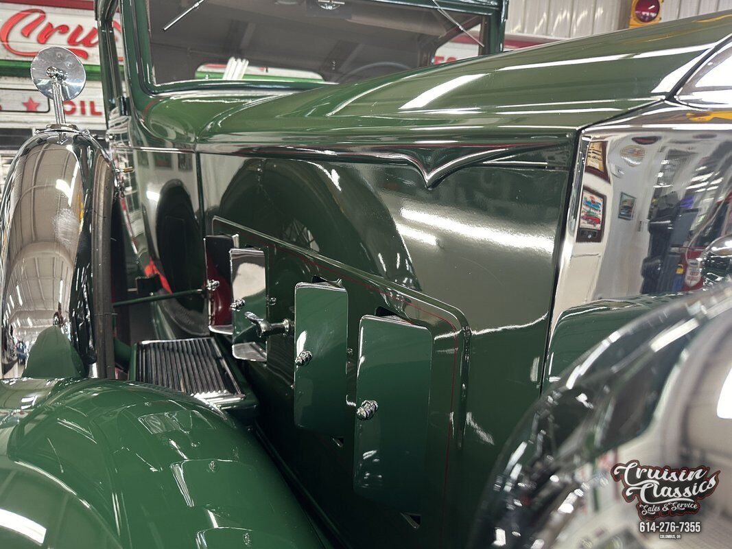 Packard-902-Straight-Eight-Coupe-1932-Green-99812-4