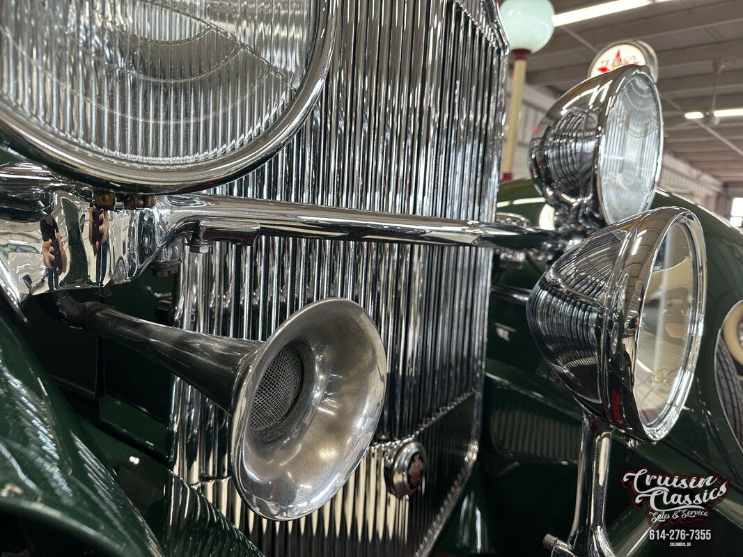 Packard-902-Straight-Eight-Coupe-1932-Green-99812-7