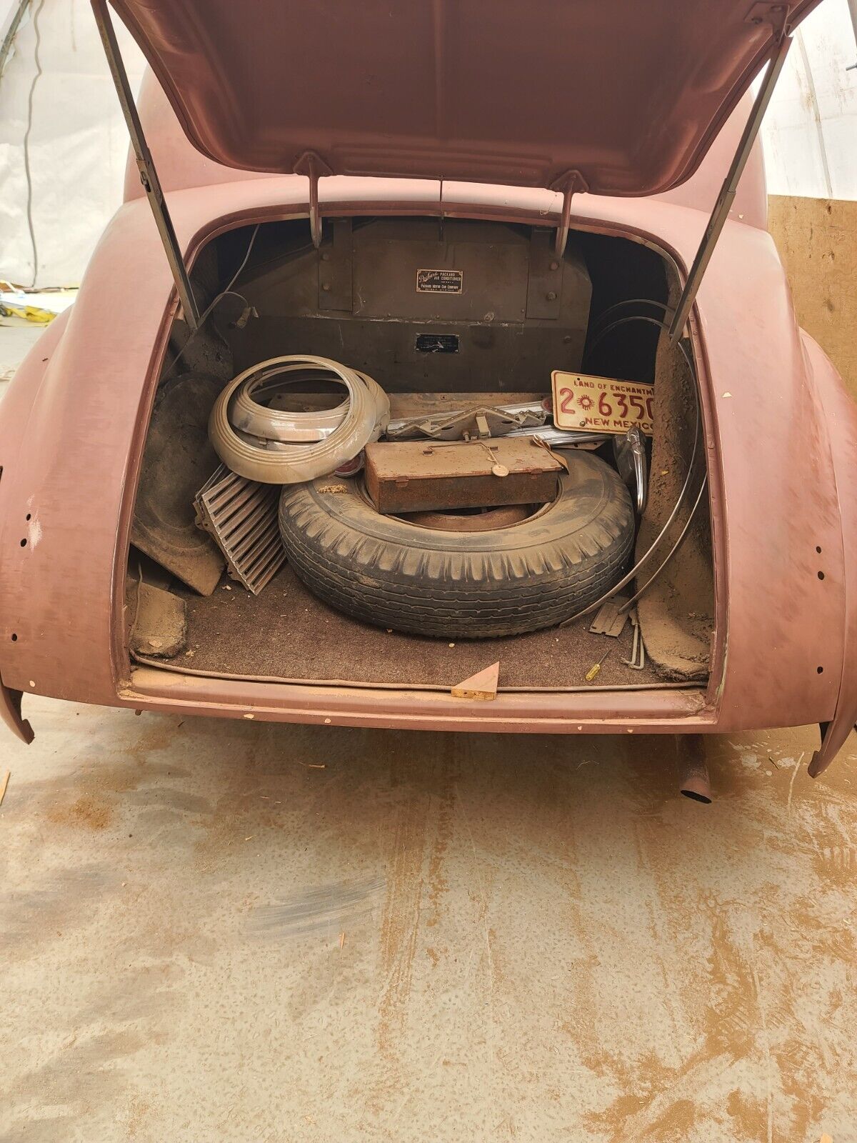 Packard-Brougham-Berline-1941-0-4