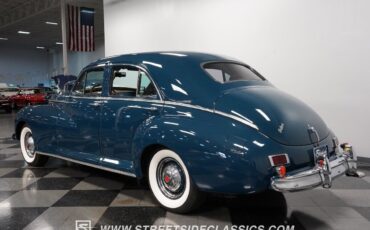 Packard-Clipper-Berline-1941-9