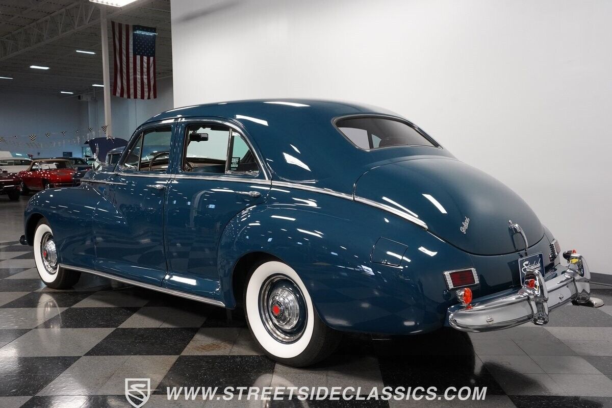 Packard-Clipper-Berline-1941-9