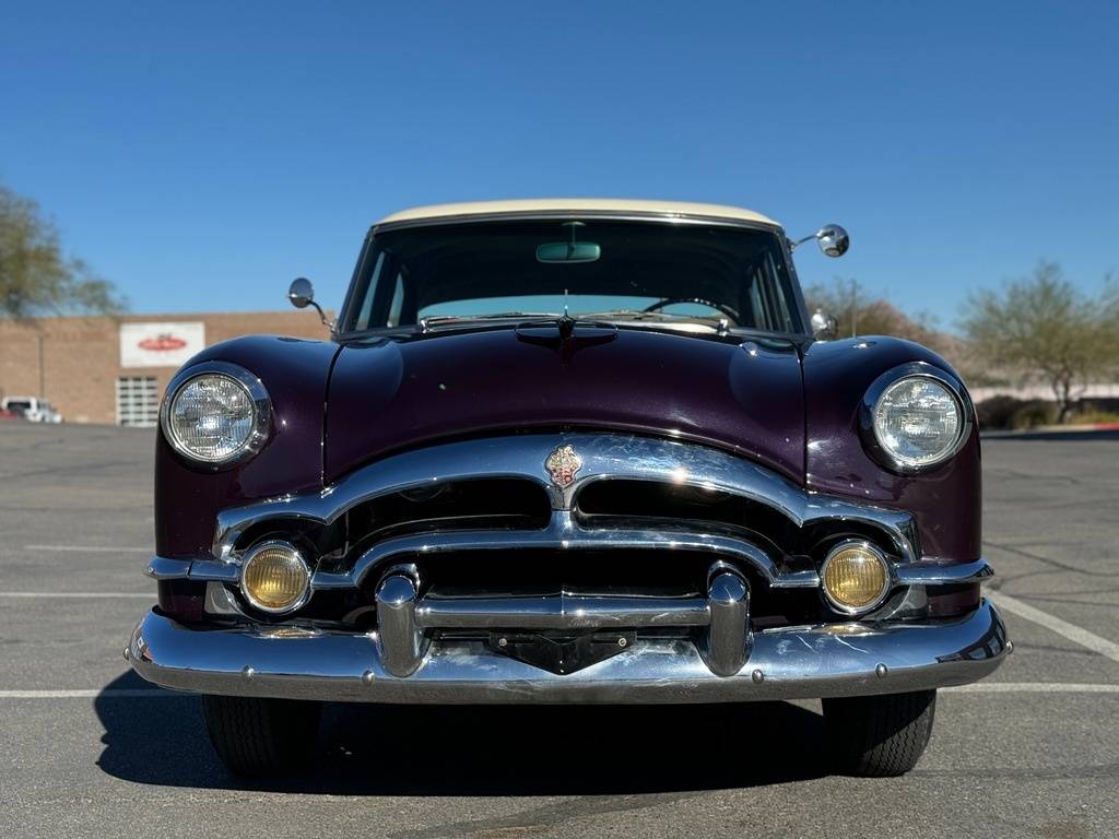 Packard-Clipper-touring-sedan-1953-1