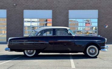 Packard-Clipper-touring-sedan-1953-3