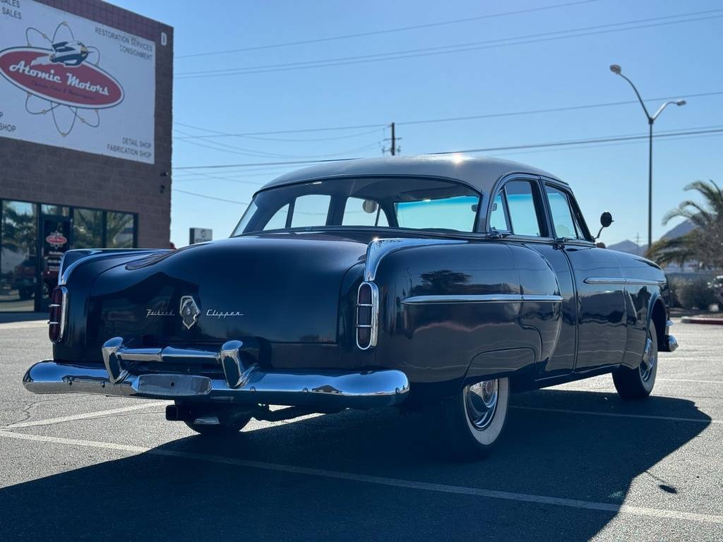 Packard-Clipper-touring-sedan-1953-4