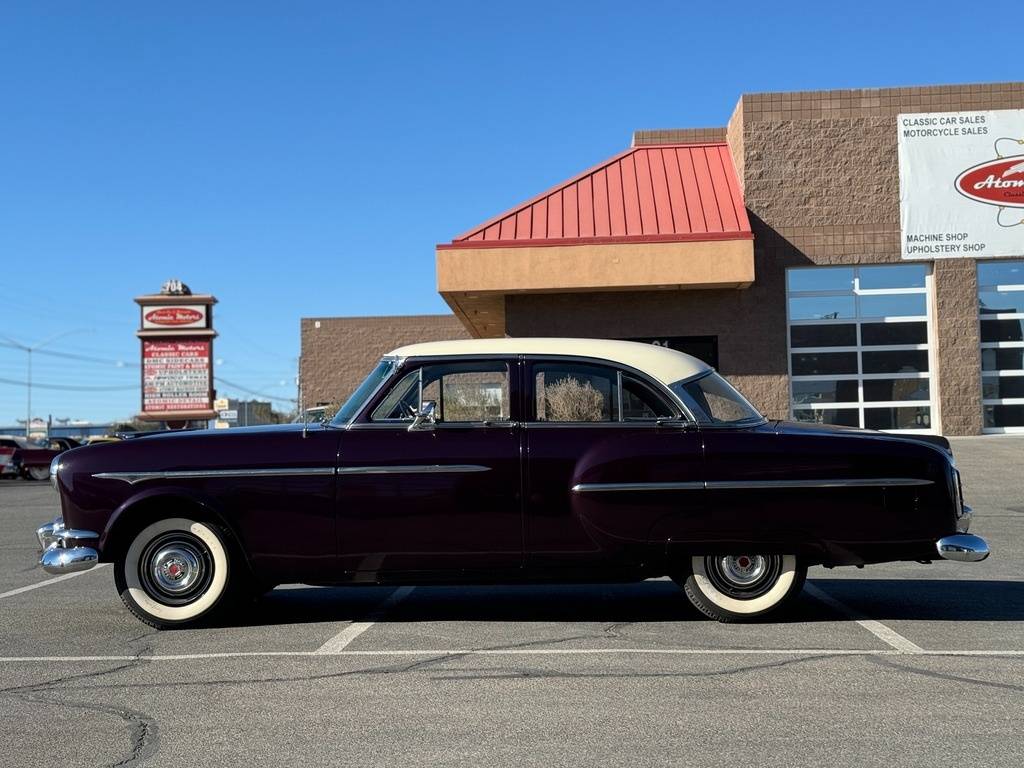 Packard-Clipper-touring-sedan-1953-7