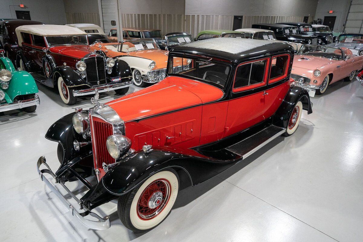 Packard-Eight-Coupe-1933-Black-Gray-145304-3