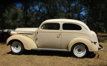 Plymouth-1937-custom-43452