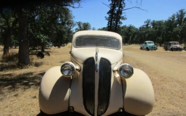 Plymouth-1937-custom-43452-4