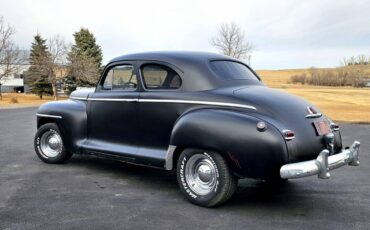 Plymouth-1948-black-19867-1