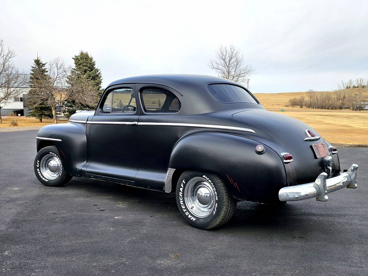 Plymouth-1948-black-19867-1