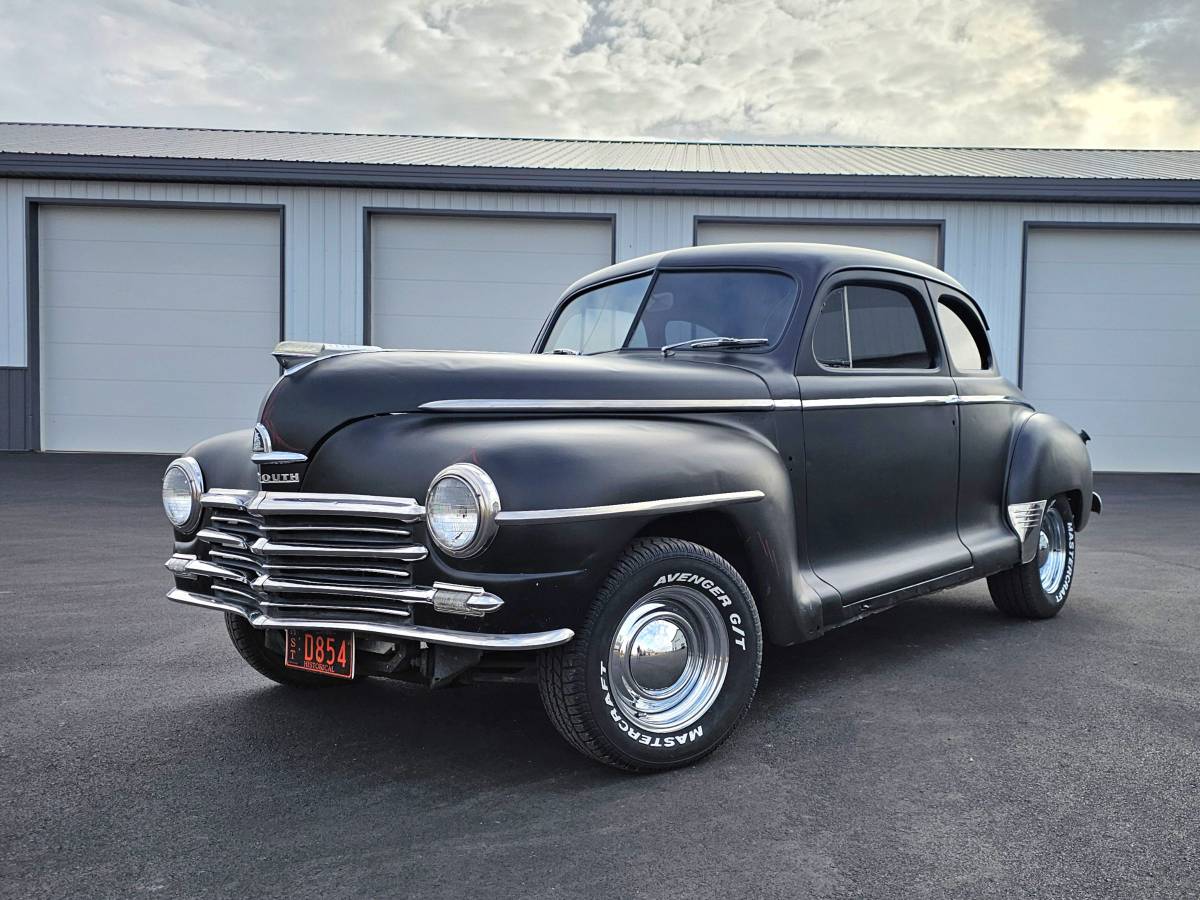 Plymouth-1948-black-19867-12