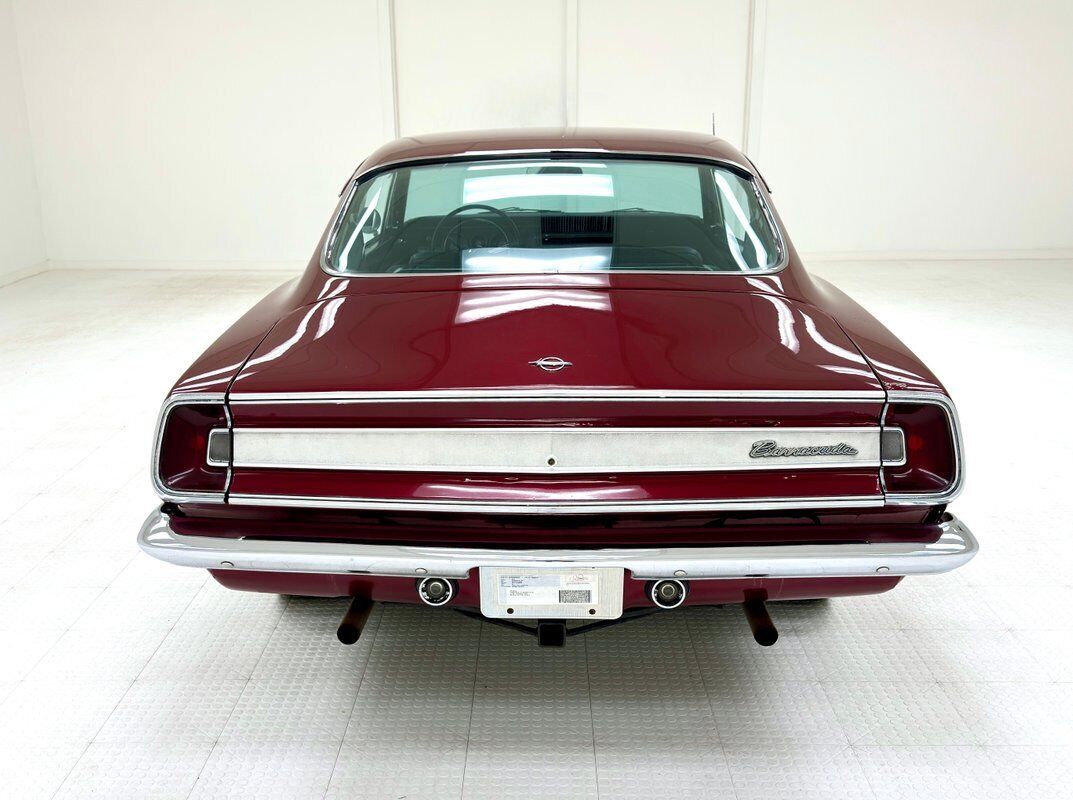 Plymouth-Barracuda-1967-Red-Black-73711-3