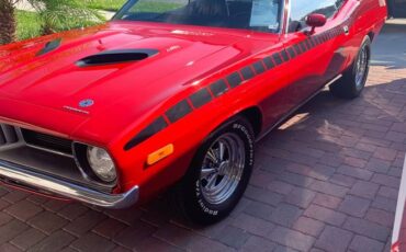 Plymouth-Barracuda-1972-3