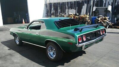 Plymouth-Barracuda-Coupe-1974-Green-Black-115873-3