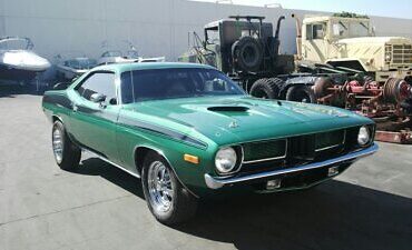 Plymouth Barracuda  year1}