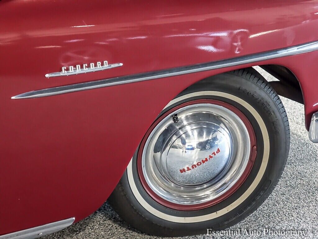 Plymouth-Concord-Coupe-1951-Burgundy-Gray-110176-11