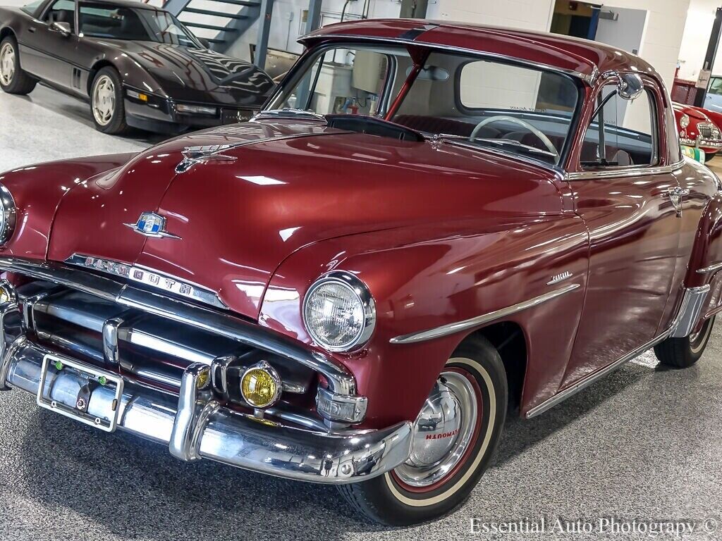 Plymouth-Concord-Coupe-1951-Burgundy-Gray-110176-4