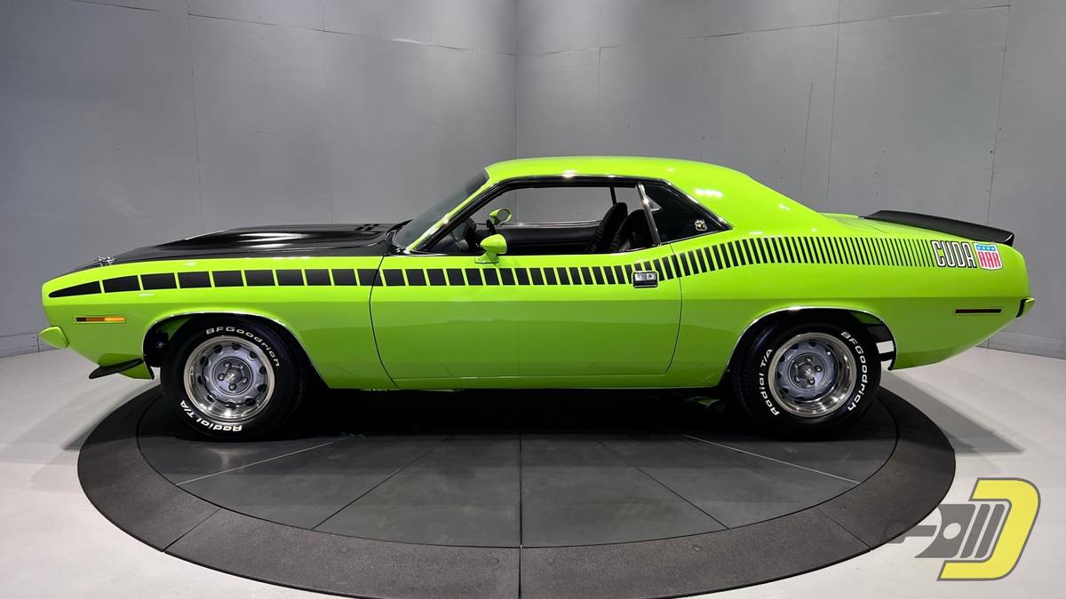 Plymouth-Cuda-1970-green-13881-7