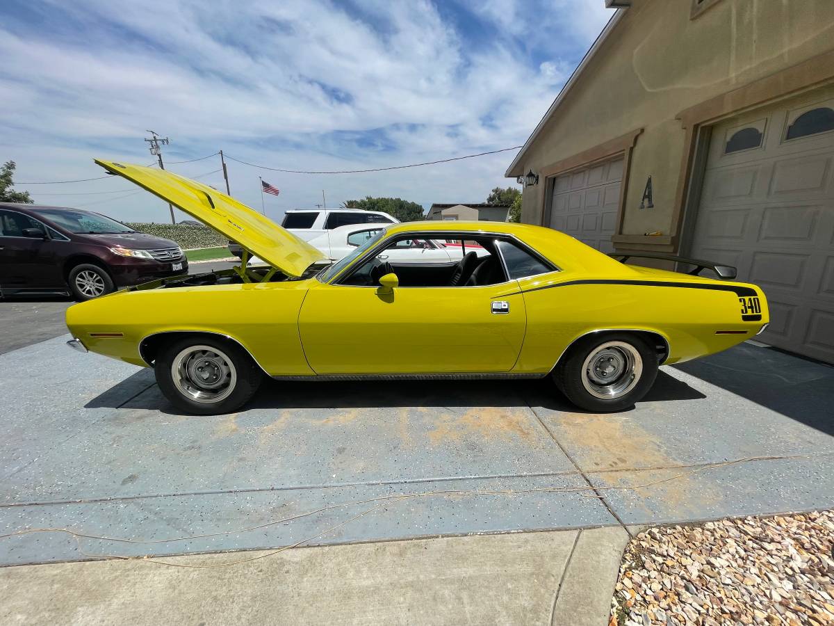 Plymouth-Cuda-340-1970-yellow-106954-4