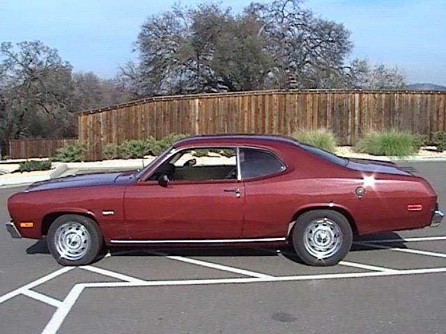 Plymouth-Duster-1974-11