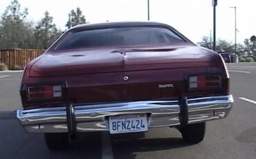 Plymouth-Duster-1974-4