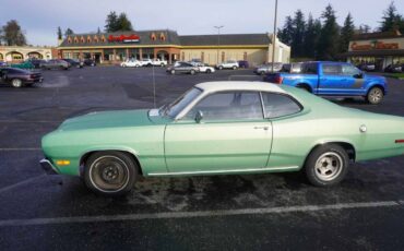 Plymouth-Duster-1974-green-131966