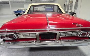 Plymouth-Fury-Cabriolet-1964-Red-Red-152888-2