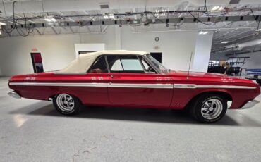 Plymouth-Fury-Cabriolet-1964-Red-Red-152888-5